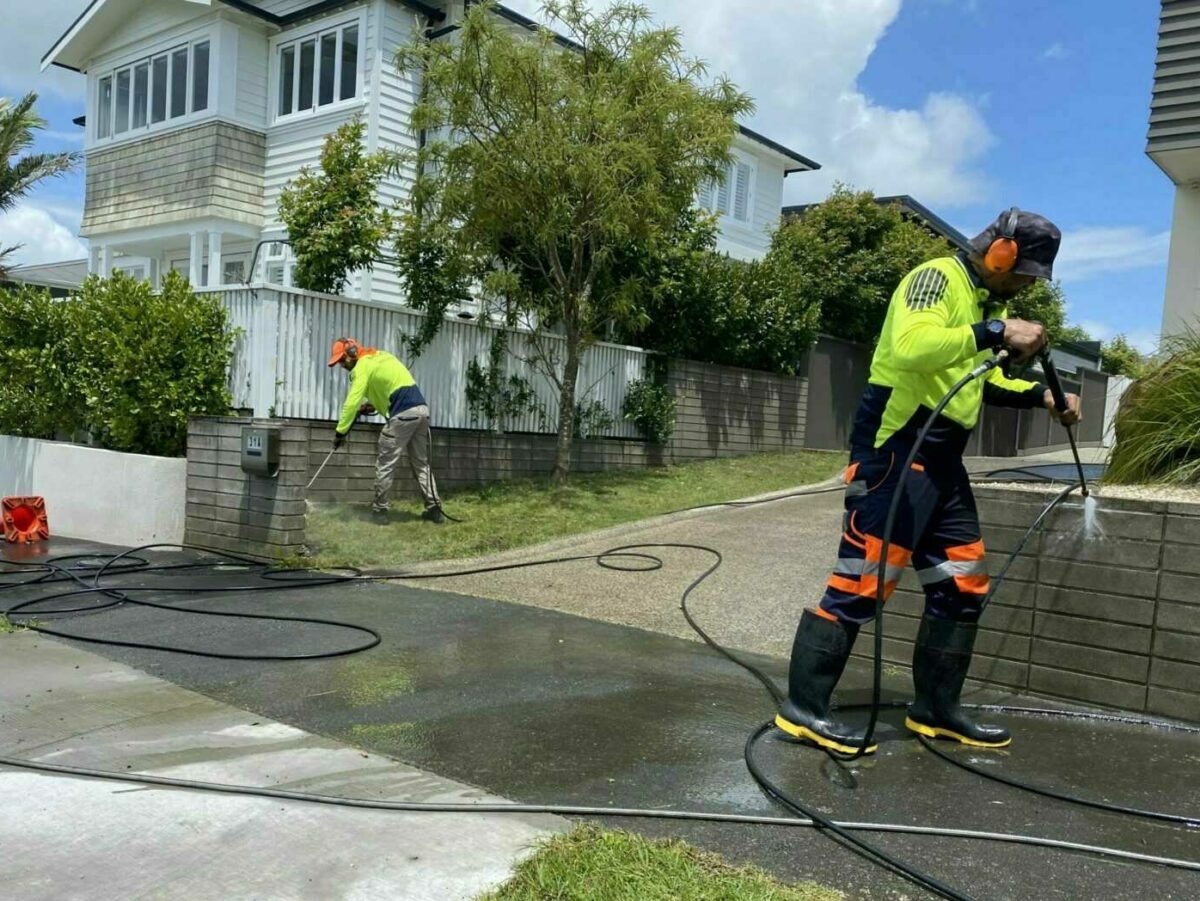 Professional Water Blasting in Auckland0800 997 997